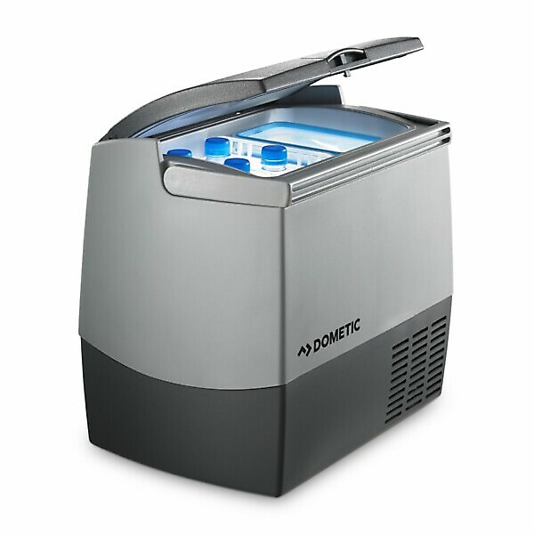 COOLFREEZE CDF18 COMPRESSOR DOOR FRIDGE
