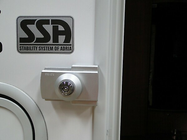 IMC LOCK MODEL CELL DOOR - Image 4