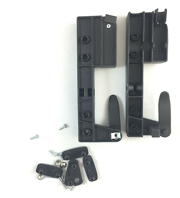 PAIR OF OBLO'HEKI 570E35 HANDLES