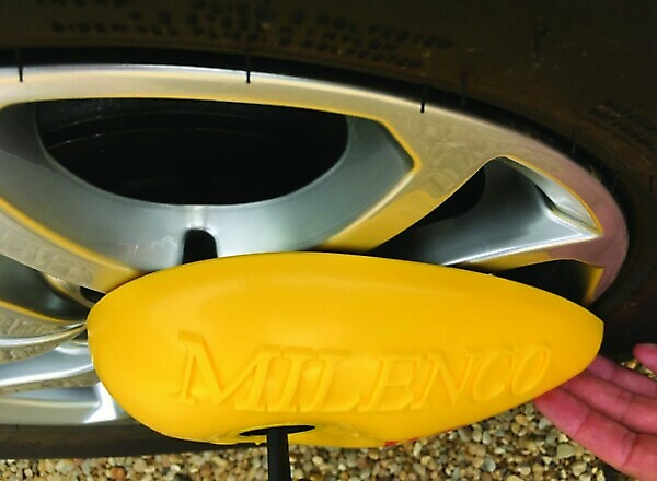 MILENCO SECURE GOLD WHEEL LOCKING - Image 9