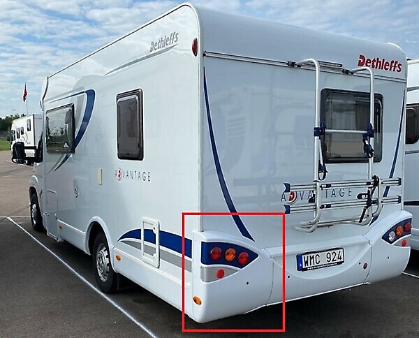 LEFT REAR BUMPER CORNER FOR DETHELEFFS CAMPER 518336 - Image 3