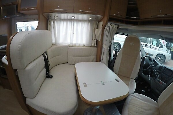 DINETTE TABLE FOR ARCA P695 GLM CAMPER - Image 4