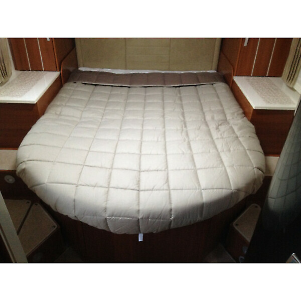 MAGYC DOUBLE BED COMPLETE KIT (BEIGE/BROWN)