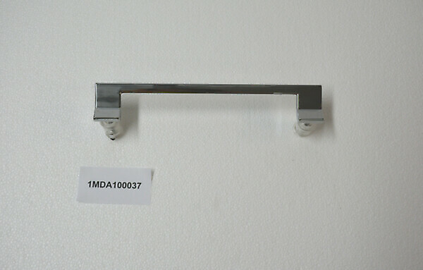 POLISHED CHROME HANDLE RECTANGULAR SECTION