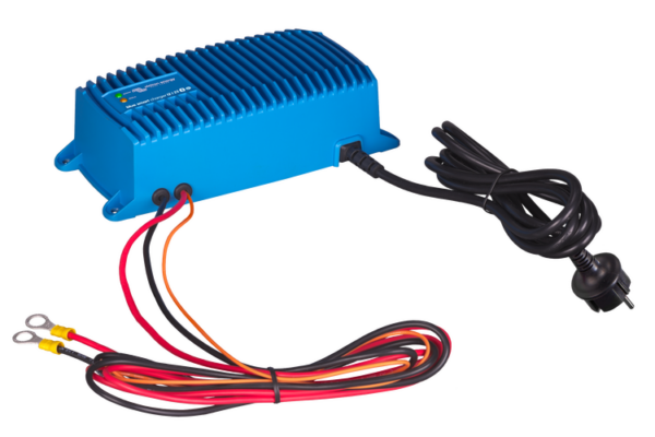VICTRON BLUESMART IP67 12/25 BATTERY CHARGER - Image 2